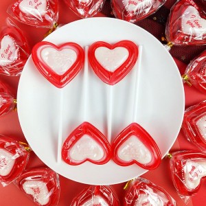 Heart shape lollipop Halal fruit flavor red heart shape lollipop candy manufacturer