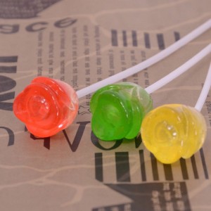 13g Rose Shape lollipop Halal Sweets Rose Lollipop Valentine candy manufacturer